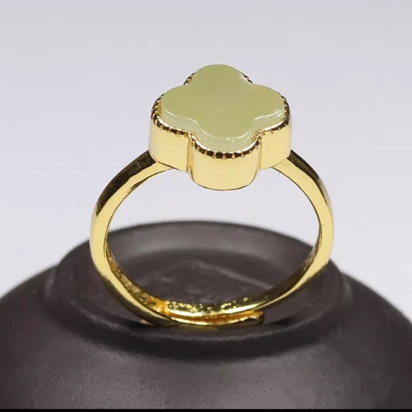 Certified Nephrite Jade Clover Ring Size Adjustable - Fine Prosperity Piece! - Picture 3 of 9